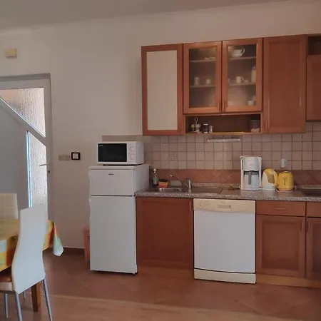 公寓 By The Sea Banjol, Rab - 23094 *